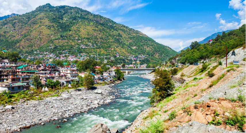 4. Kullu – The Land of Scenic Beauty
